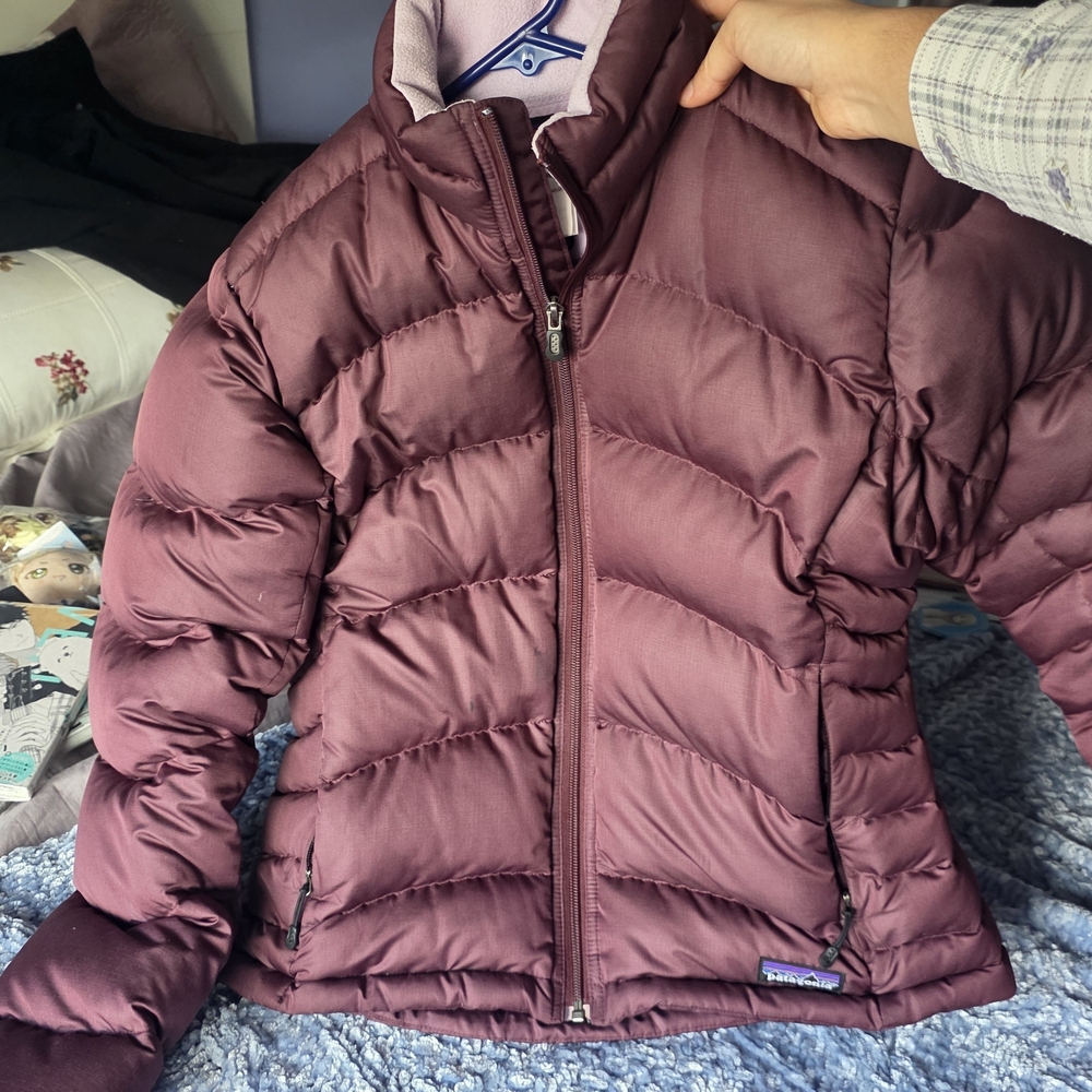 Patagonia Women's Purple down Puffer Jacket